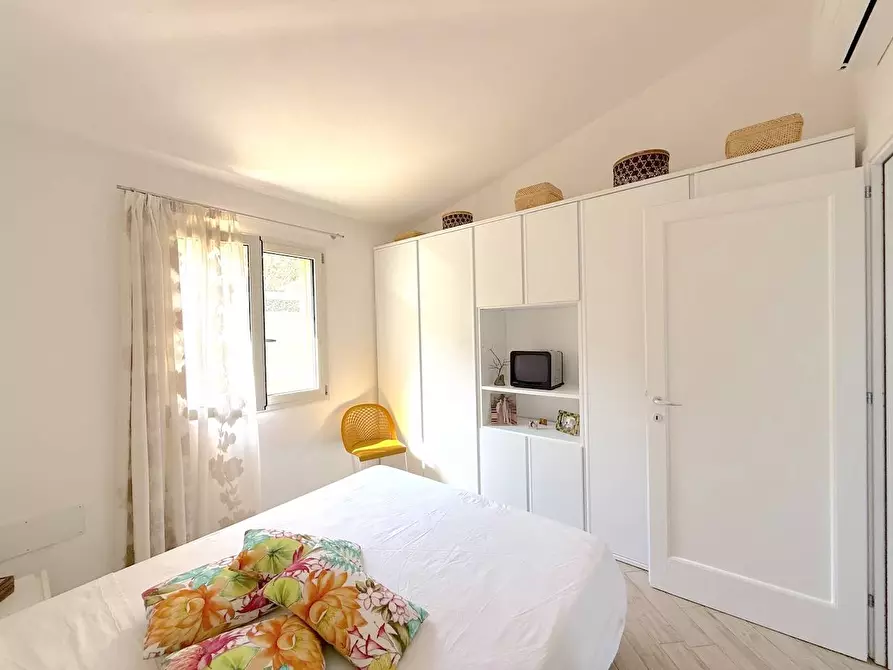 Immagine 40 di Villa in vendita  in Via mare sn a Badesi