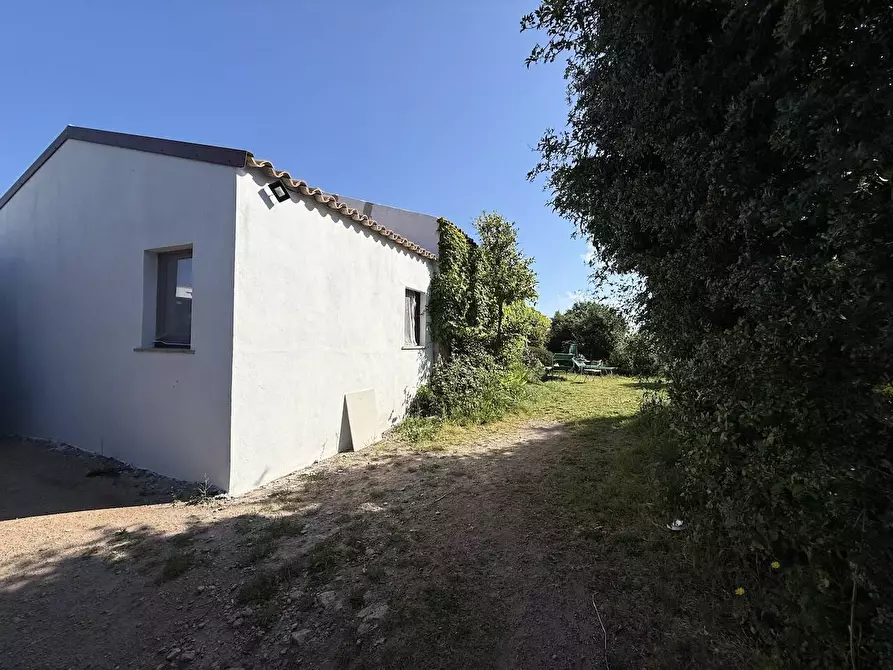 Immagine 11 di Rustico / casale in vendita  in Stazzo La Casedda 92 a Aglientu