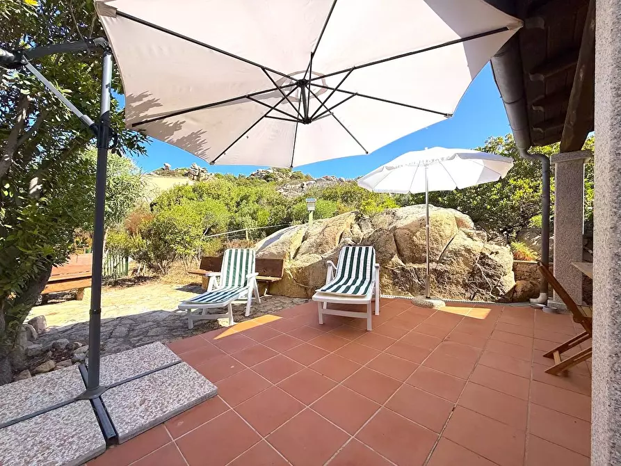 Immagine 9 di Villetta a schiera in vendita  a Trinità D'agultu E Vignola