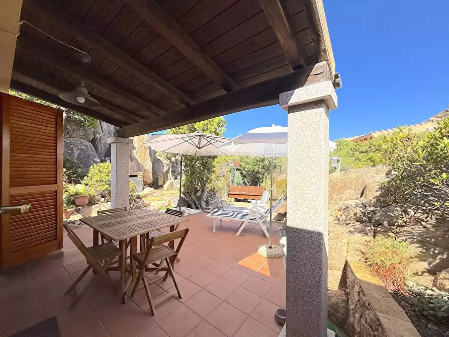 Immagine 11 di Villetta a schiera in vendita  a Trinità D'agultu E Vignola