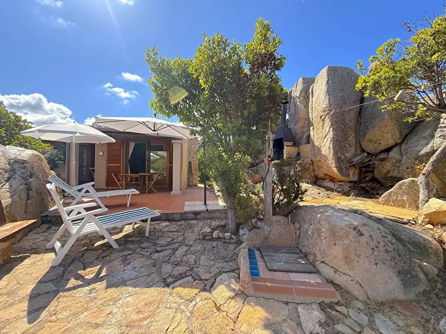 Immagine 12 di Villetta a schiera in vendita  a Trinità D'agultu E Vignola