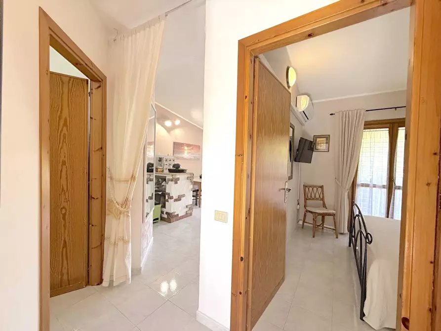 Immagine 36 di Villetta a schiera in vendita  a Trinità D'agultu E Vignola