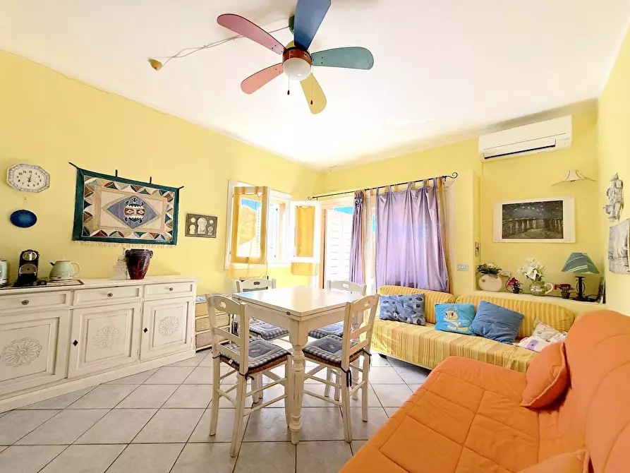 Immagine 7 di Appartamento in vendita  a Trinità D'agultu E Vignola