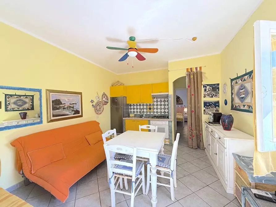 Immagine 8 di Appartamento in vendita  a Trinità D'agultu E Vignola