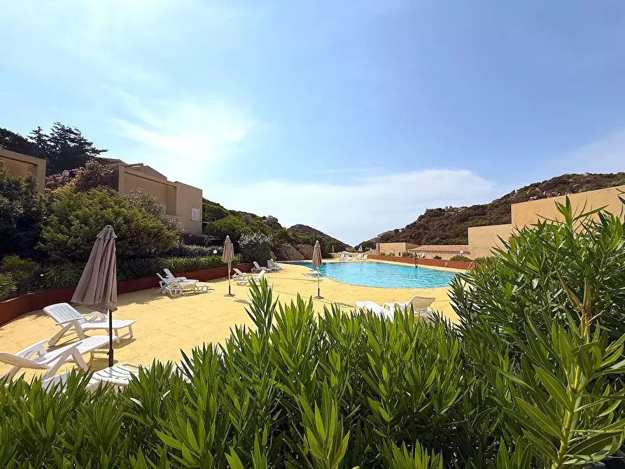 Immagine 17 di Appartamento in vendita  a Trinità D'agultu E Vignola