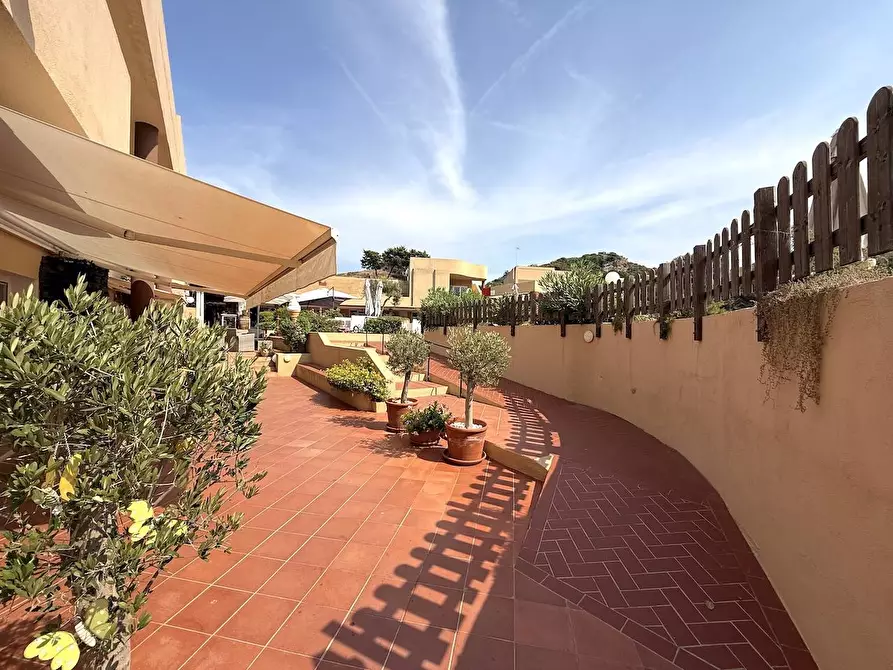 Immagine 19 di Appartamento in vendita  a Trinità D'agultu E Vignola