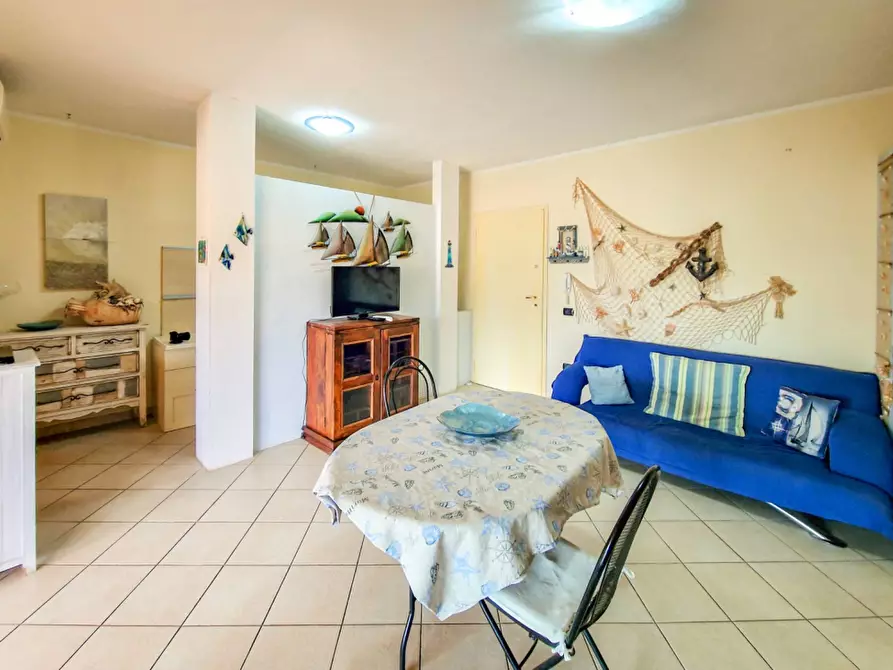 Immagine 9 di Appartamento in vendita  in Via Don Vico a La Maddalena