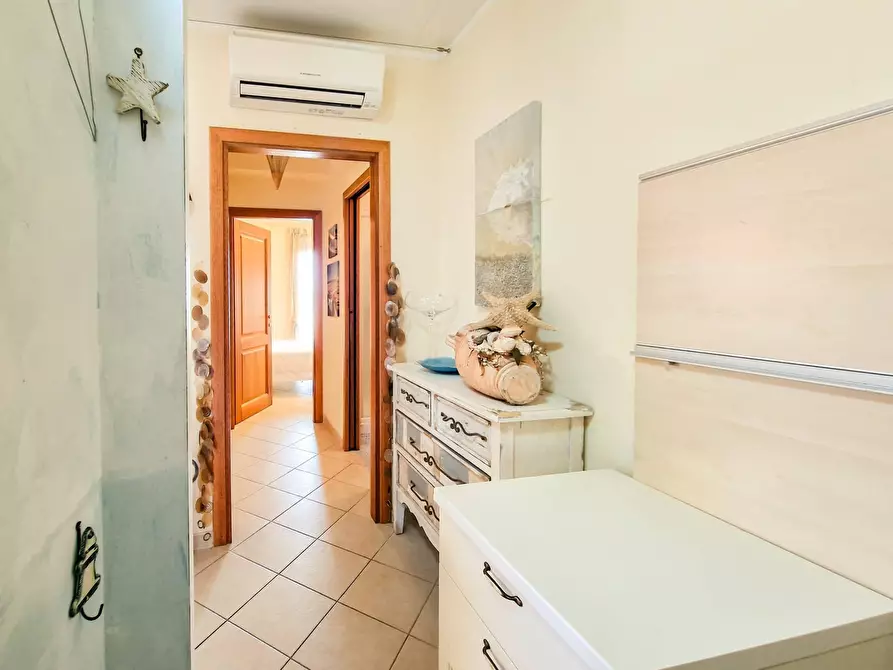 Immagine 18 di Appartamento in vendita  in Via Don Vico a La Maddalena