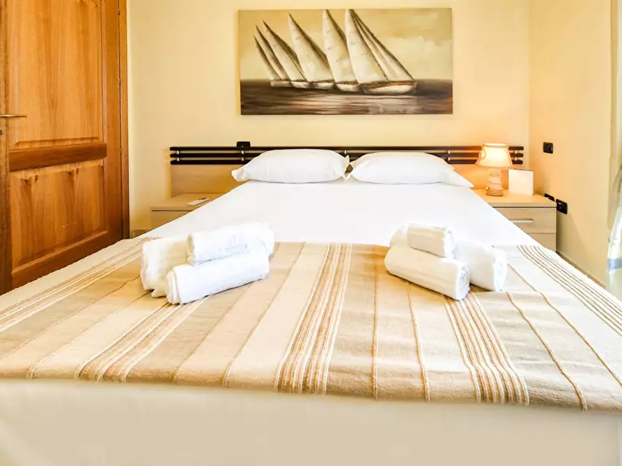 Immagine 22 di Appartamento in vendita  in Via Don Vico a La Maddalena