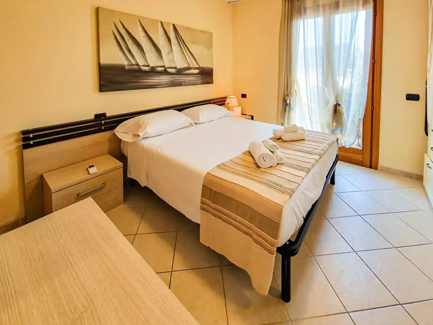 Immagine 24 di Appartamento in vendita  in Via Don Vico a La Maddalena