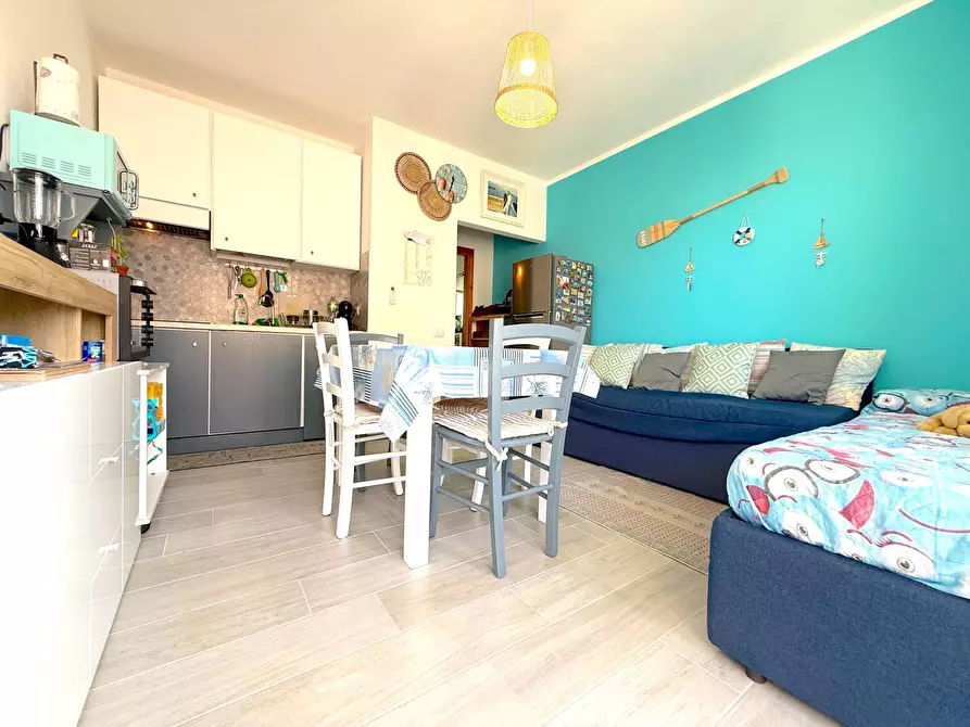 Immagine 5 di Appartamento in vendita  in Via Barcellona a Badesi