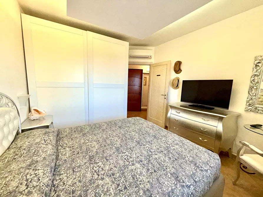 Immagine 12 di Appartamento in vendita  a Castelsardo