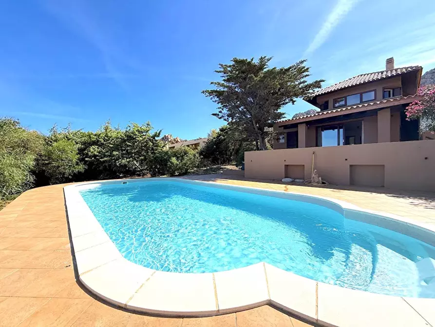 Immagine 1 di Villa in vendita  in La piana c21 a Trinità D'agultu E Vignola