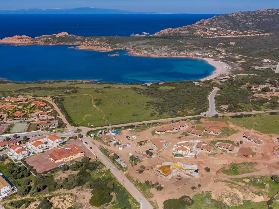 Immagine 30 di Appartamento in vendita  a Trinità D'agultu E Vignola