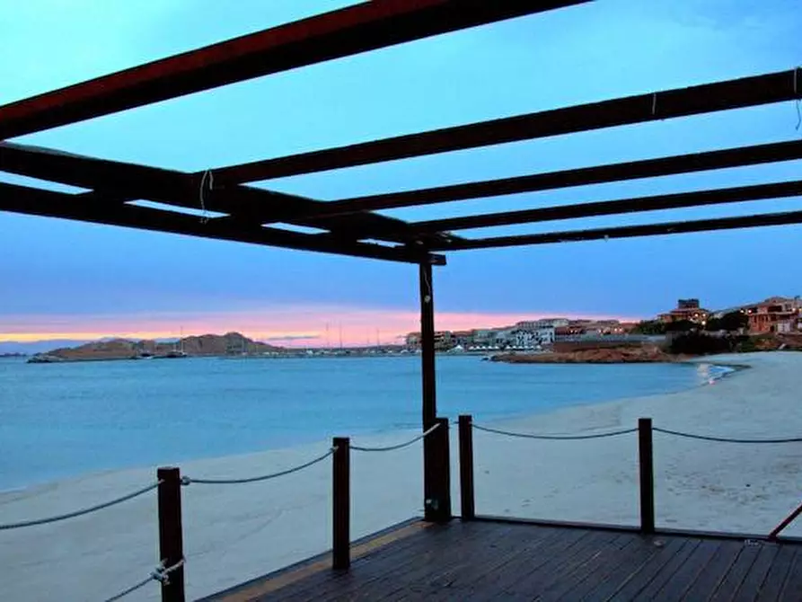 Immagine 32 di Appartamento in vendita  a Trinità D'agultu E Vignola