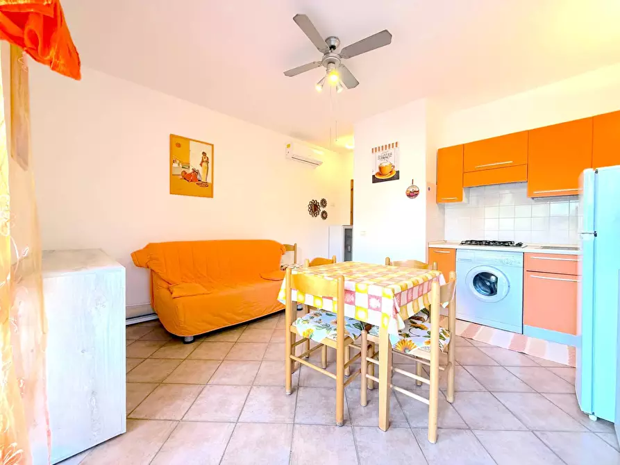 Immagine 4 di Appartamento in vendita  in Via Ugo Foscolo a Badesi