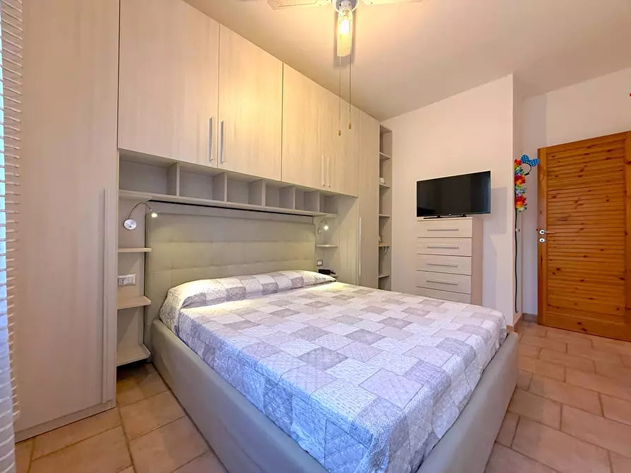 Immagine 15 di Appartamento in vendita  in Via Ugo Foscolo a Badesi