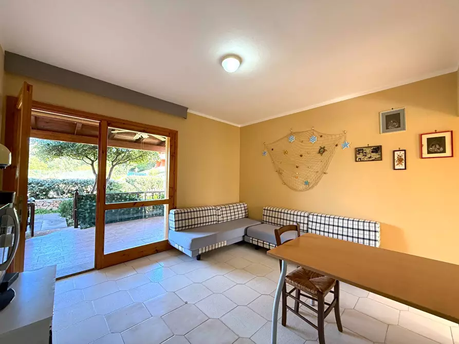 Immagine 3 di Appartamento in vendita  in VIA UGO FOSCOLO a Badesi