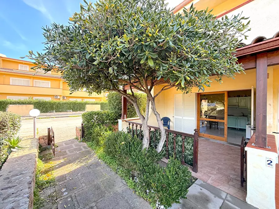 Immagine 9 di Appartamento in vendita  in VIA UGO FOSCOLO a Badesi