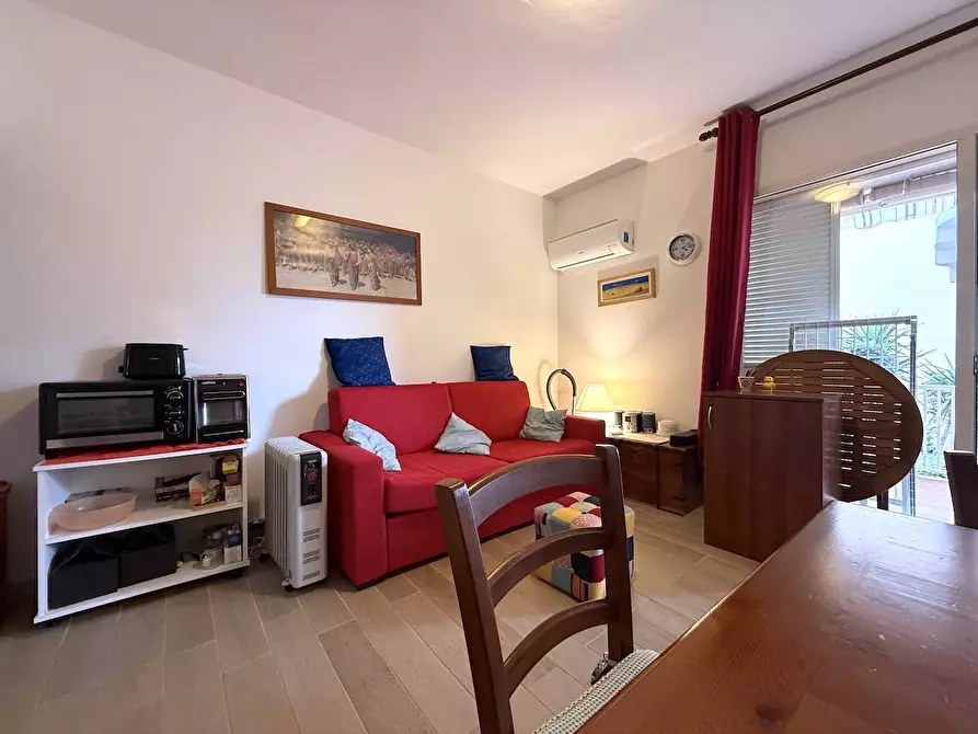 Immagine 5 di Appartamento in vendita  in Via al mare a Badesi