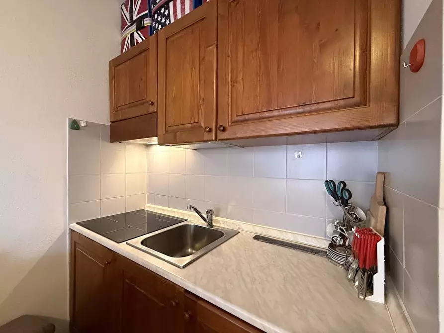 Immagine 6 di Appartamento in vendita  in Via al mare a Badesi