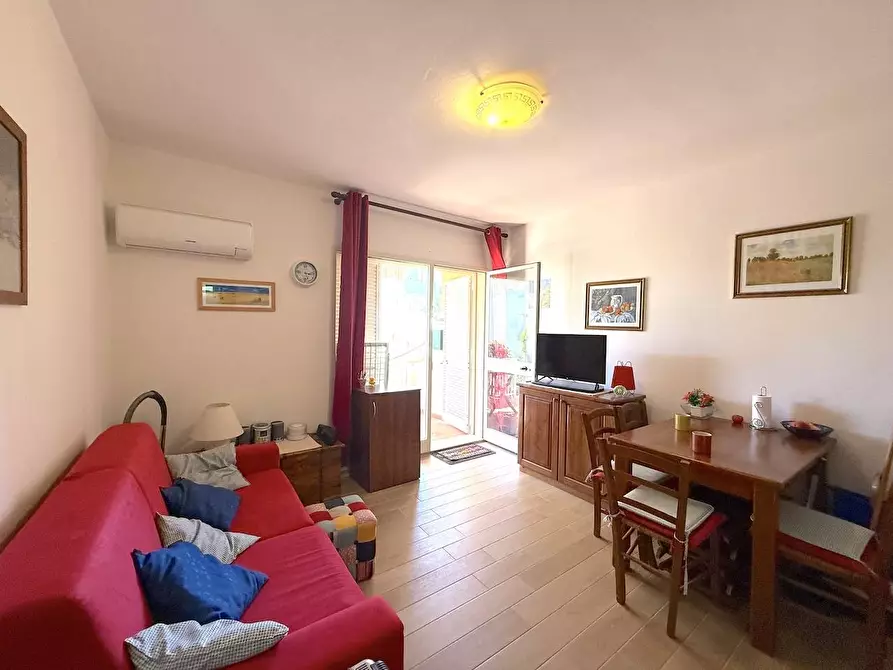 Immagine 2 di Appartamento in vendita  in Via al mare a Badesi