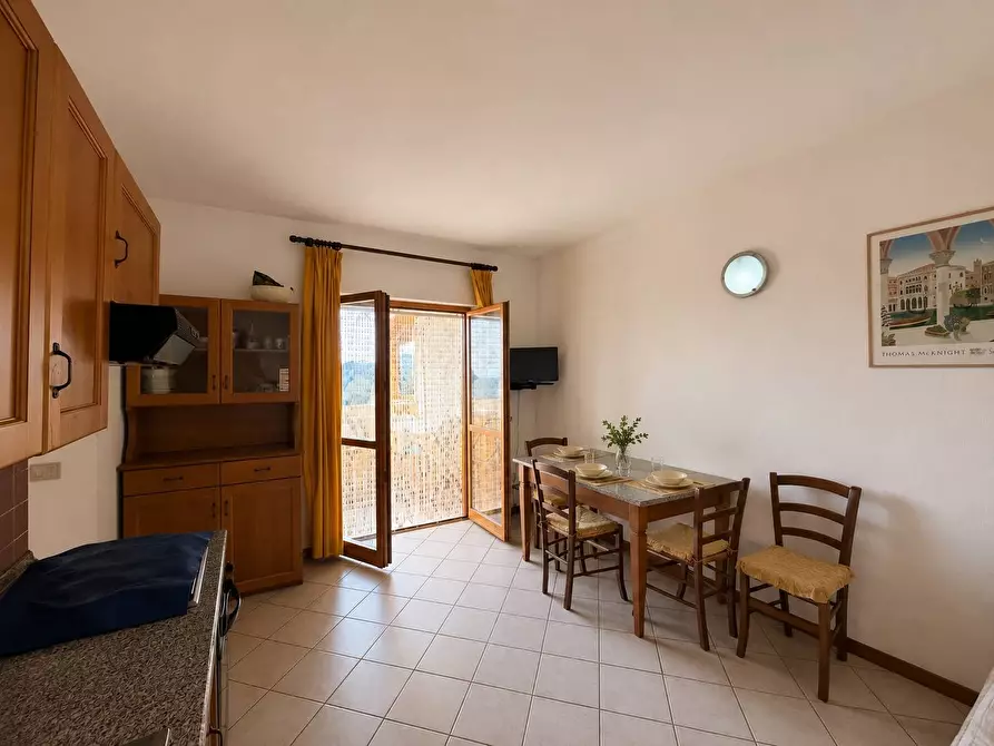 Immagine 5 di Appartamento in vendita  a Trinità D'agultu E Vignola