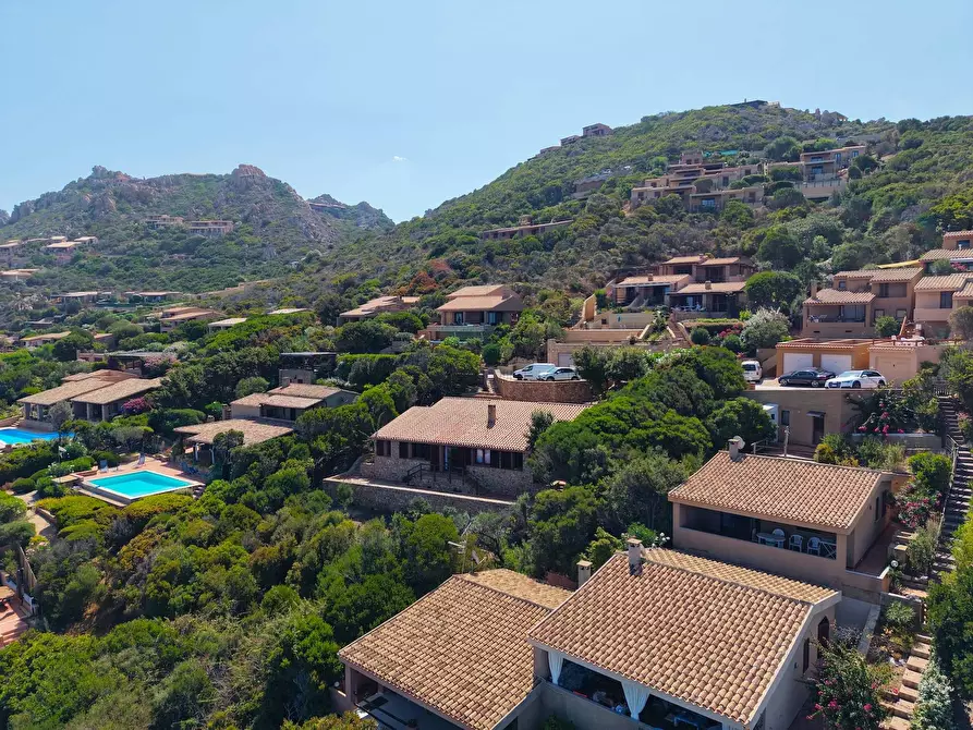 Immagine 3 di Villa in vendita  a Trinità D'agultu E Vignola