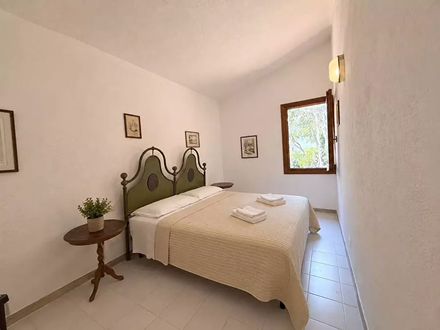 Immagine 13 di Villa in vendita  a Trinità D'agultu E Vignola