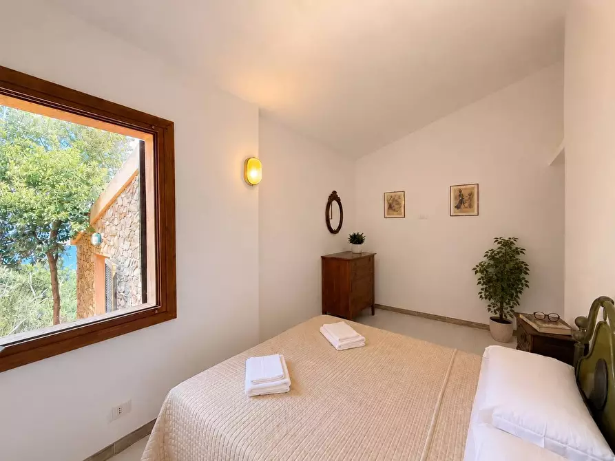Immagine 14 di Villa in vendita  a Trinità D'agultu E Vignola