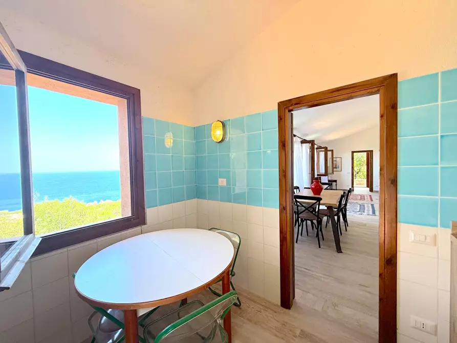 Immagine 18 di Villa in vendita  a Trinità D'agultu E Vignola