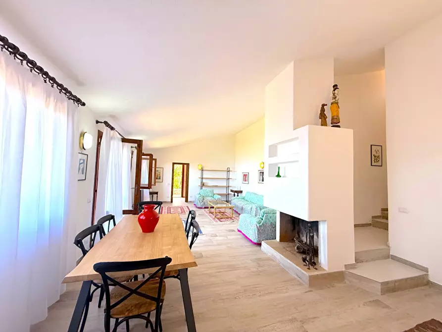 Immagine 19 di Villa in vendita  a Trinità D'agultu E Vignola