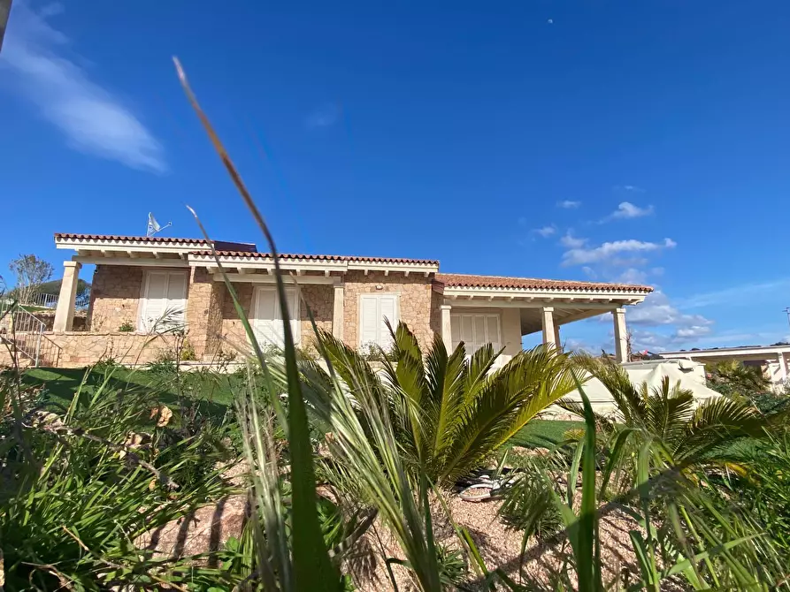 Immagine 18 di Villa in vendita  in Isola Rossa a Trinità D'agultu E Vignola