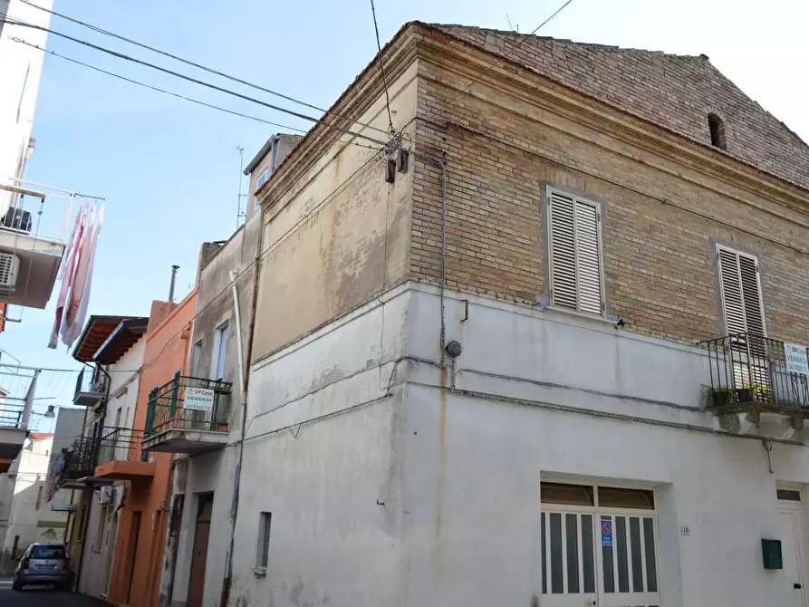 Immagine 1 di Casa indipendente in vendita  in Via Mario Pagano a Vasto