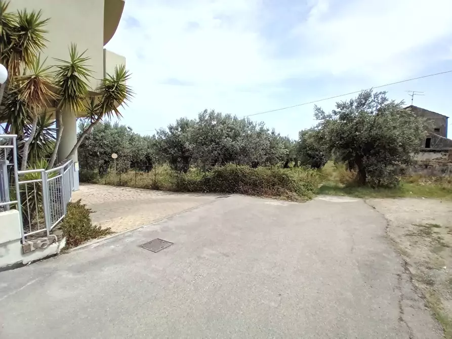 Immagine 10 di Terreno agricolo in vendita  in VIA DEL PORTO a Vasto