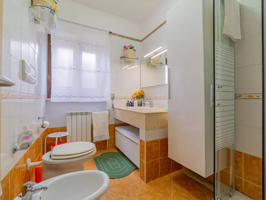 Immagine 21 di Appartamento in vendita  in VIA LUIGI CARDONE 2 a Vasto