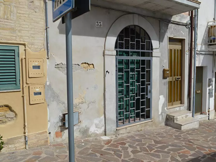 Immagine 1 di Casa indipendente in vendita  in VIA ROMA 33 a Vasto