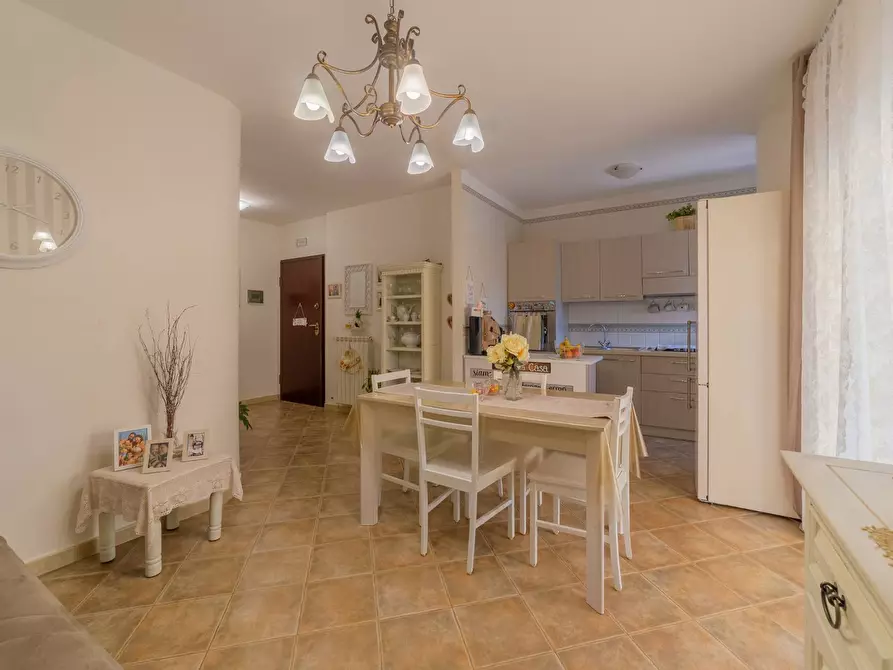 Immagine 3 di Appartamento in vendita  in VIA LUIGI CARDONE 6 a Vasto