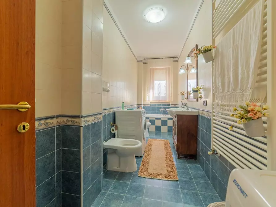 Immagine 23 di Appartamento in vendita  in VIA LUIGI CARDONE 6 a Vasto