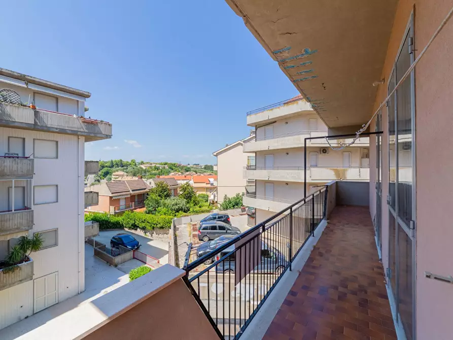 Immagine 34 di Appartamento in vendita  in Via Tronto 20 a Vasto