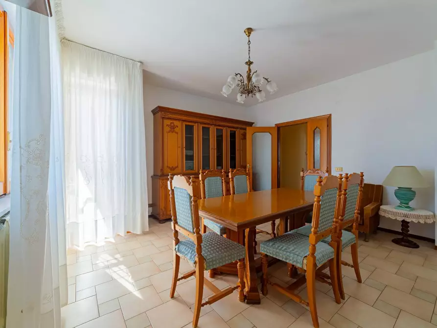 Immagine 4 di Appartamento in vendita  in VIA DELLE GARDENIE 13 a Vasto