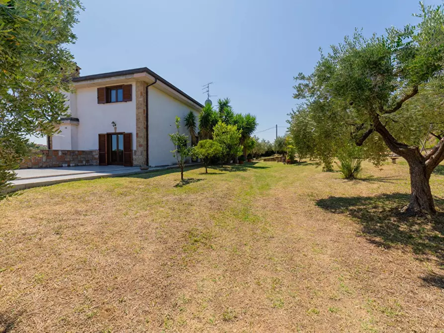 Immagine 49 di Villa in vendita  in Via Maddalena 49/a a Vasto