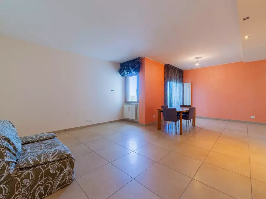 Immagine 3 di Appartamento in vendita  in via dei Conti Ricci 143 a Vasto