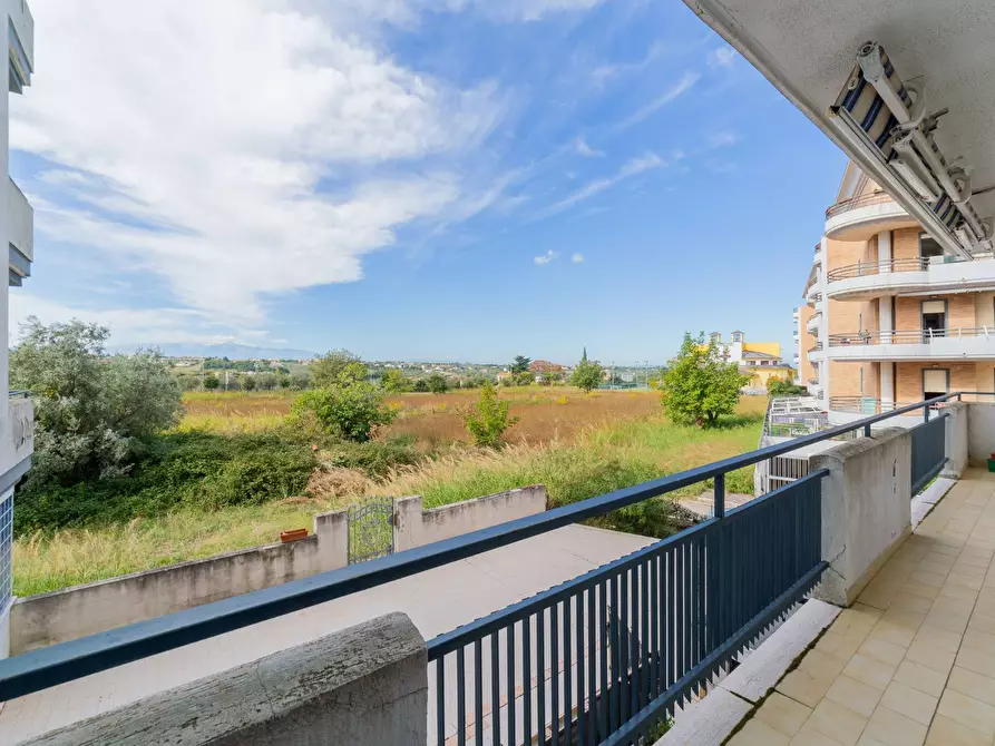 Immagine 26 di Appartamento in vendita  in via dei Conti Ricci 143 a Vasto