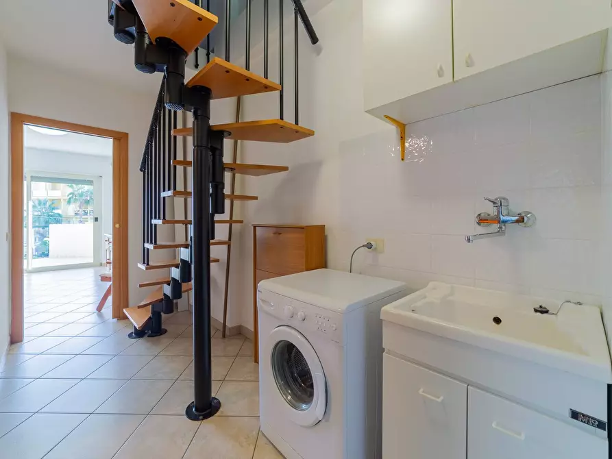 Immagine 17 di Appartamento in vendita  in via Libeccio 3 a Vasto