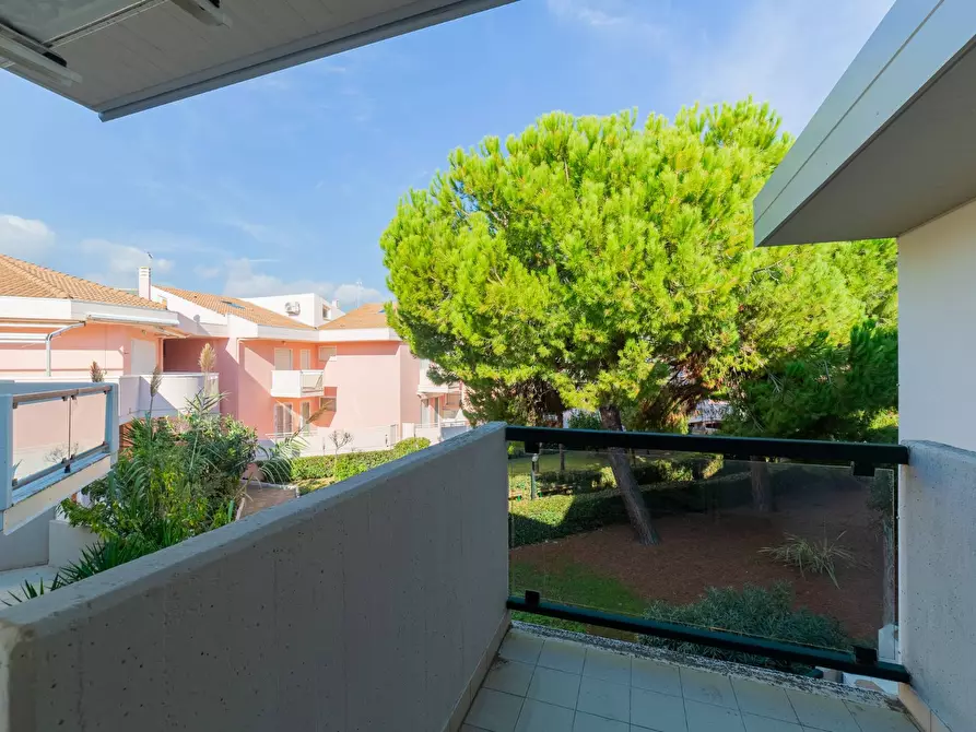 Immagine 19 di Appartamento in vendita  in via Libeccio 3 a Vasto