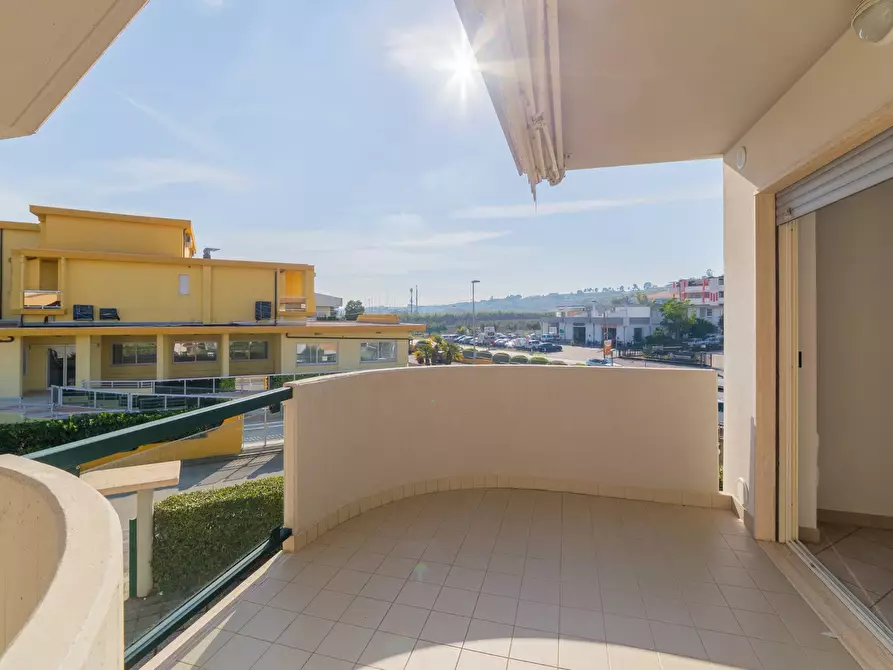 Immagine 6 di Appartamento in vendita  in via Libeccio 3 a Vasto