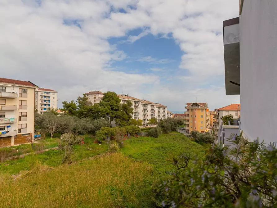 Immagine 33 di Appartamento in vendita  in VIA MARTIRI DELLA VIOLENZA 11 a Vasto