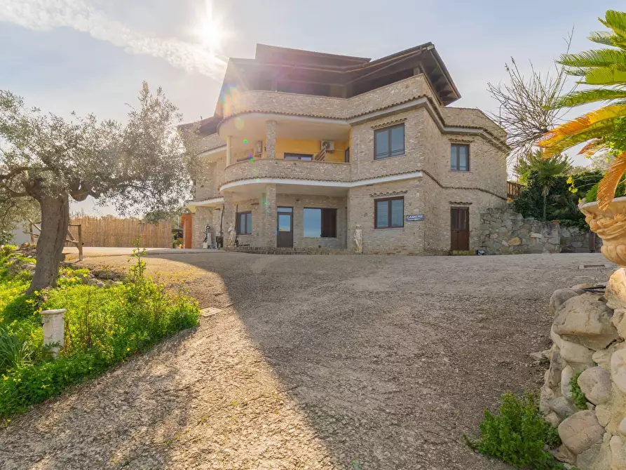 Immagine 63 di Azienda agricola in vendita  in VIA VILIGNINA 50 a Vasto