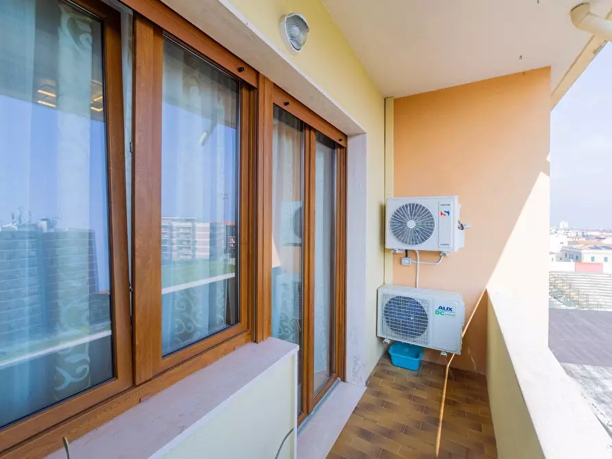 Immagine 25 di Appartamento in vendita  in VIA GENOVA RULLI 14/D a Vasto